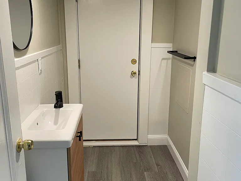 59 Nesmith St #7 — Photo 10