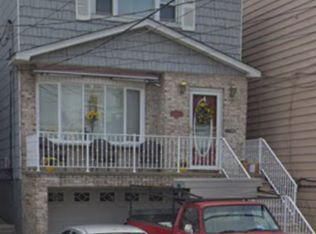 464 Avenue A #2, Bayonne, NJ 07002