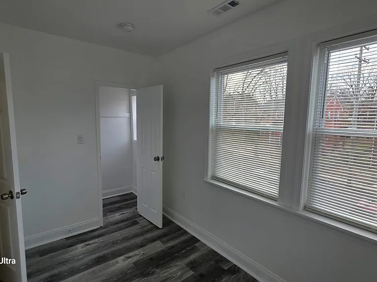 408 Chaplin St SE #3 — Photo 16