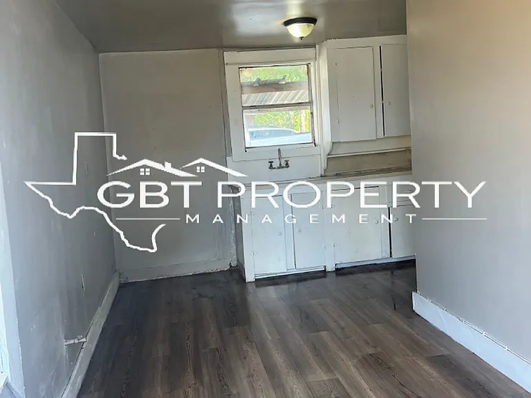LPP 906 E Cotton St. — Photo 2