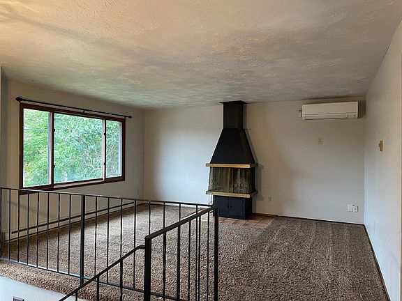 2nd image of 2531 E 27th Ave