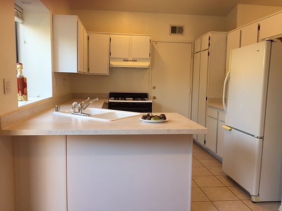 4th image of 227 Blackfoot Ln