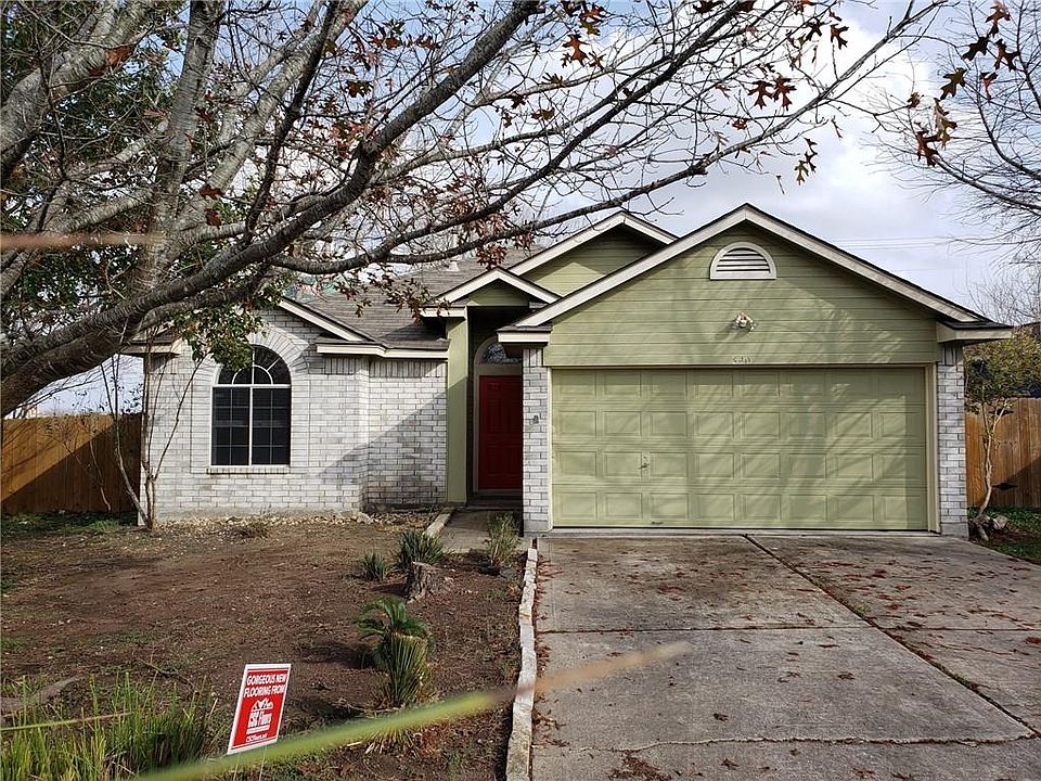 1st image of 340 Briarstone Dr