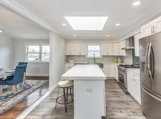 305 Seaford Ave, Massapequa, NY 11758