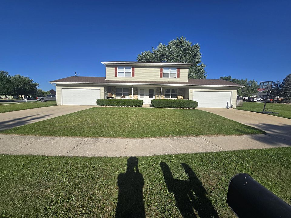 1st image of 1543 Briarwood Ln