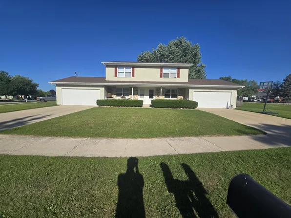 1543 Briarwood Ln, Hartford, WI 53027