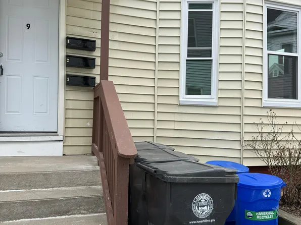 9 Granville St, Haverhill, MA