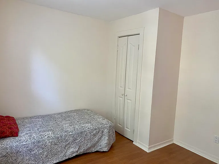 504 25th Ave S #1 — Photo 18