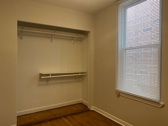 5th image of 2224 W Medill Ave #2