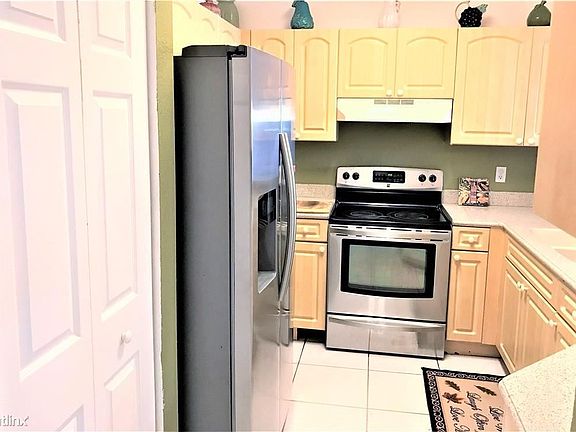 3rd image of 1164 NW 100th Ave