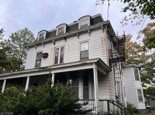 80 Grove St, North Plainfield, NJ 07060