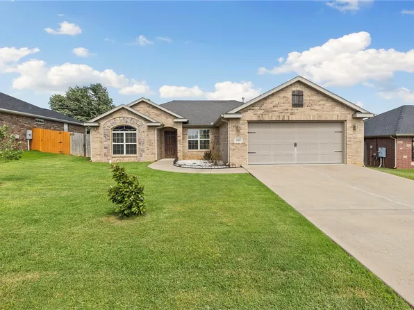1803 Elington St, Bentonville, AR 72713
