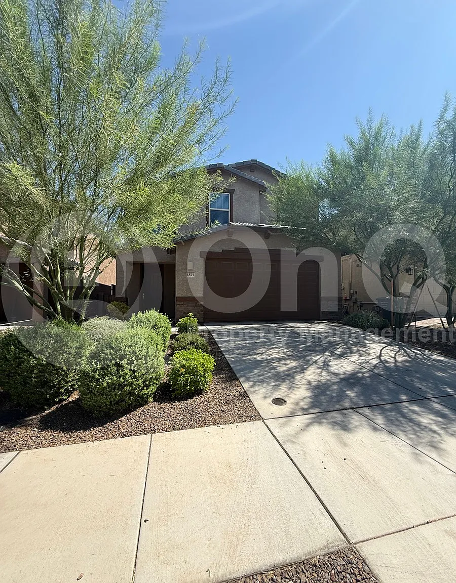 4 bed, 2.5 bath, 2391 sqft, $2,300 — Photo 1