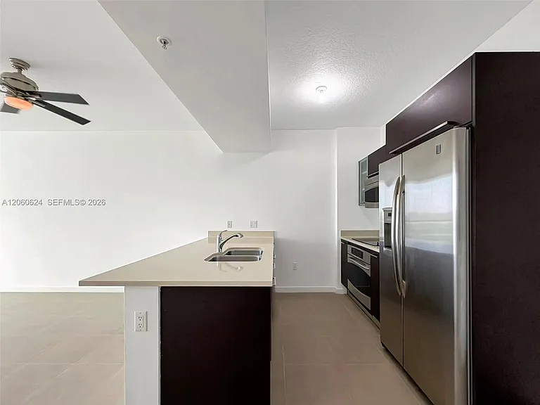 333 NE 24th St #1403 — Photo 8