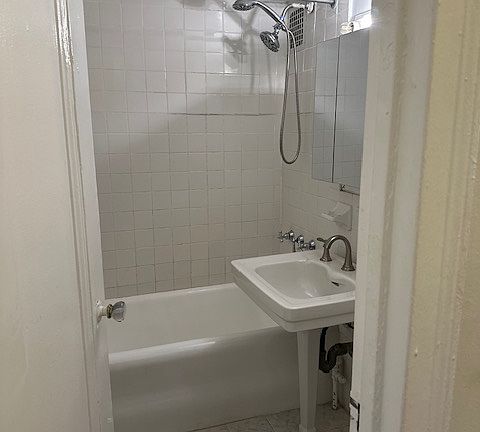 3rd image of 320 E 42nd St APT 2306