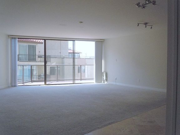 5th image of 531 Esplanade APT 308
