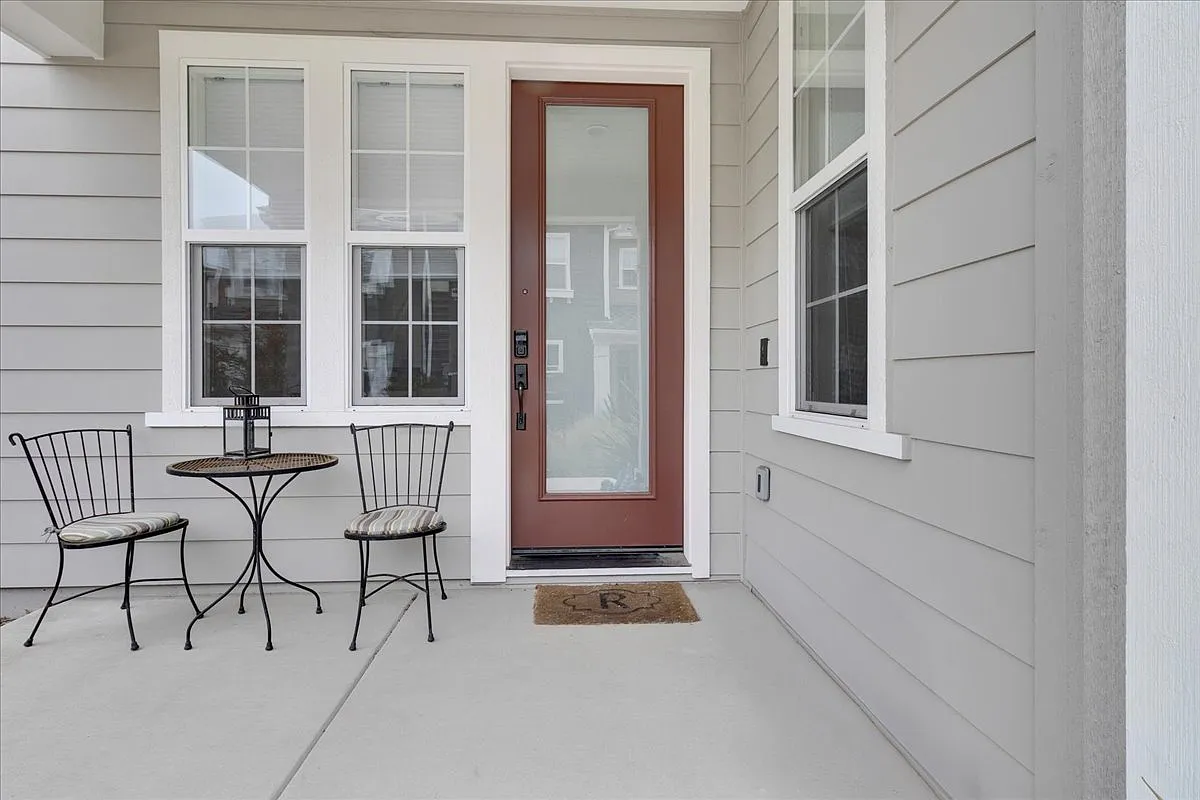 3 bed, $4,500 — Photo 3