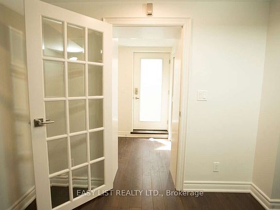 4th image of 2 Princess Anne Cres