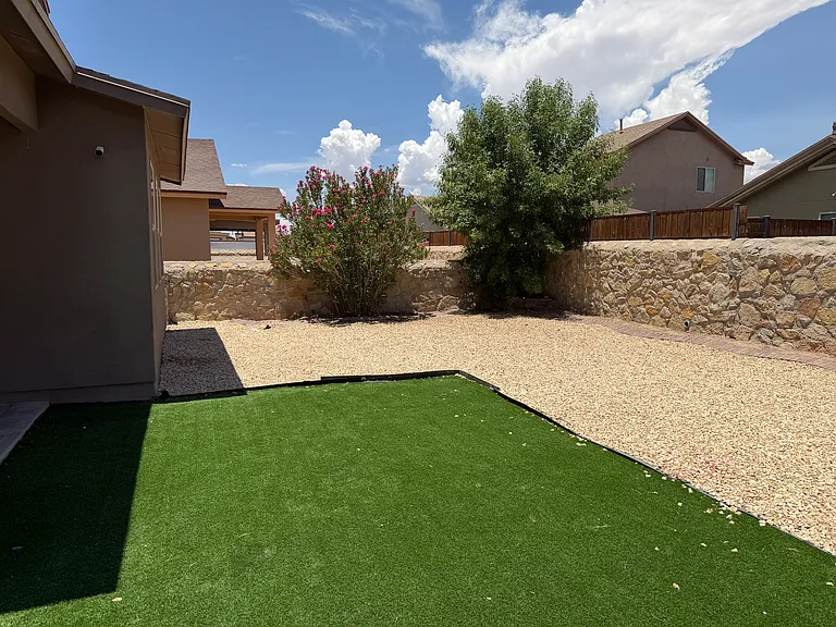 14429 Fernando Zubia Ave — Photo 17