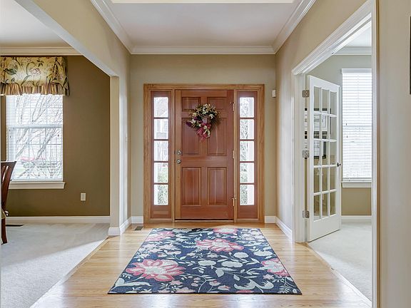 4th image of 1549 Garden Valley Dr
