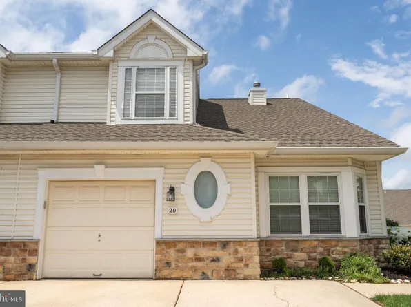 20 Titus Ct, Richboro, PA 18954