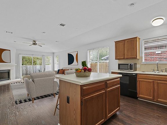 Furnished common areas! (Actual furniture will vary)