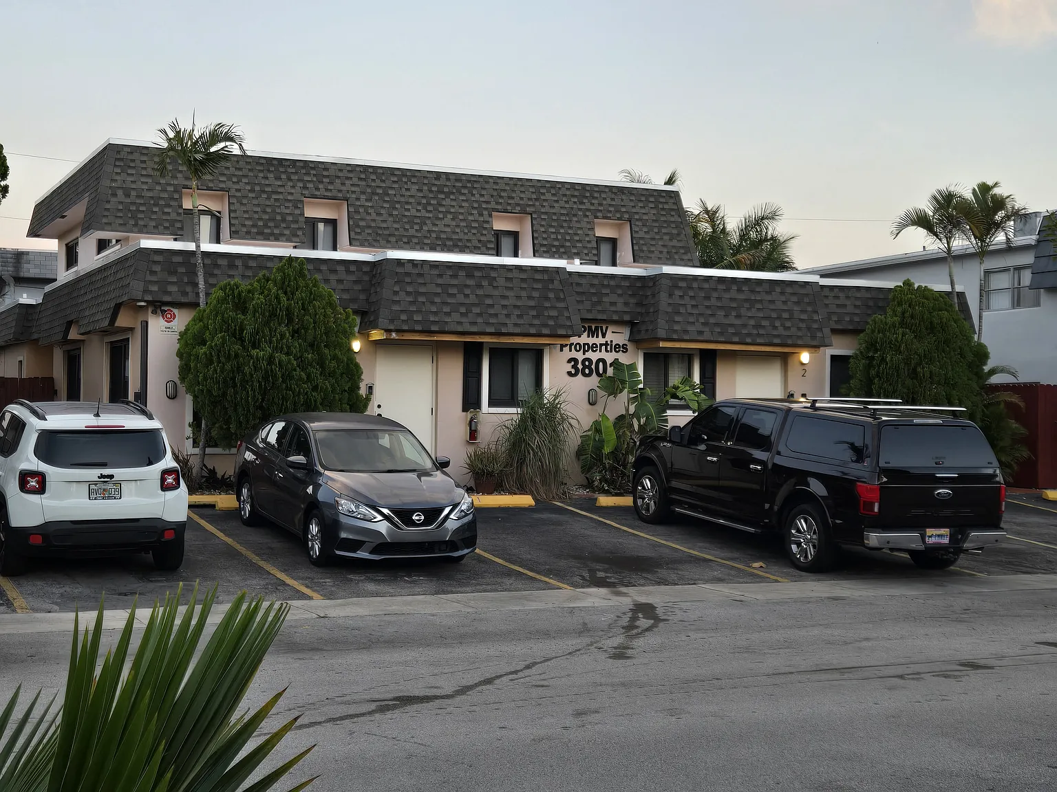 3801 SW 59th Ave — Photo 1