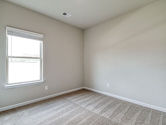 4th image of 706 Lismore Dr #14KBMA