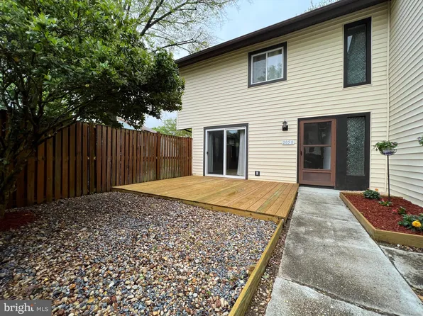 2058 Friendly Pl, Crofton, MD 21114