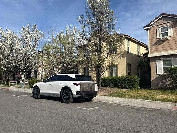 4th image of 6652 Sportoletti Dr