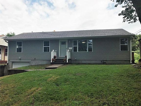 2nd image of 3219 Mark Twain Dr
