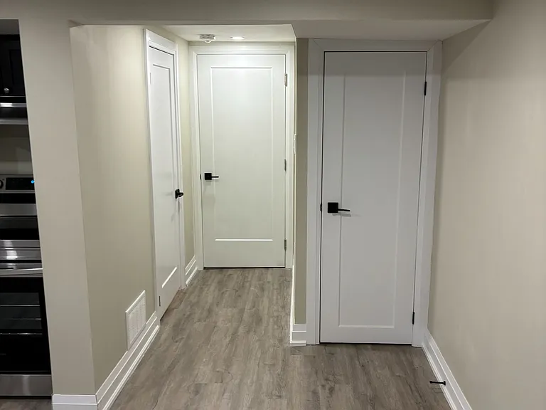 17 Hollis Ct #BASEMENT — Photo 2