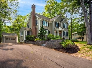 132 Central St, North Reading, MA 01864