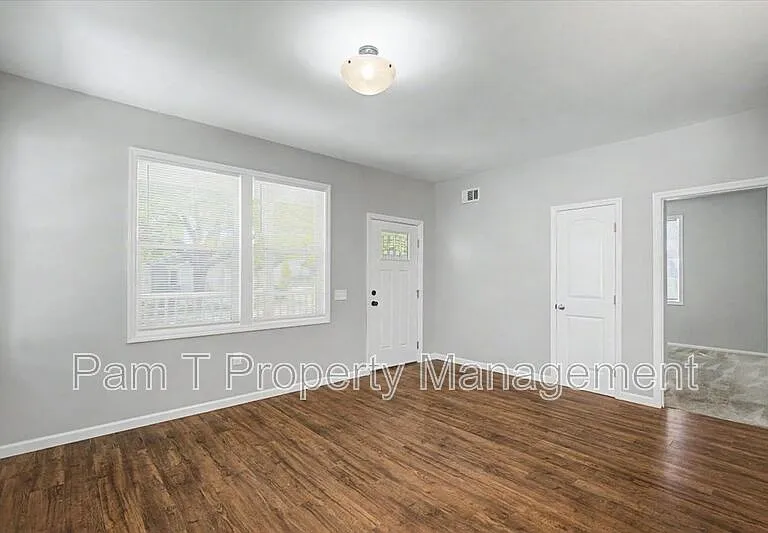 1202 E 37th St #A — Photo 19