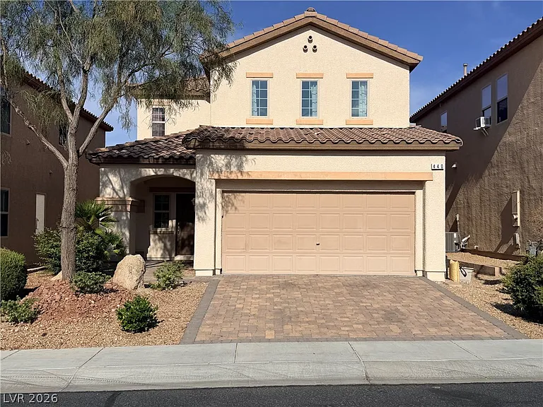 440 Eagle Glen Rd — Photo 1