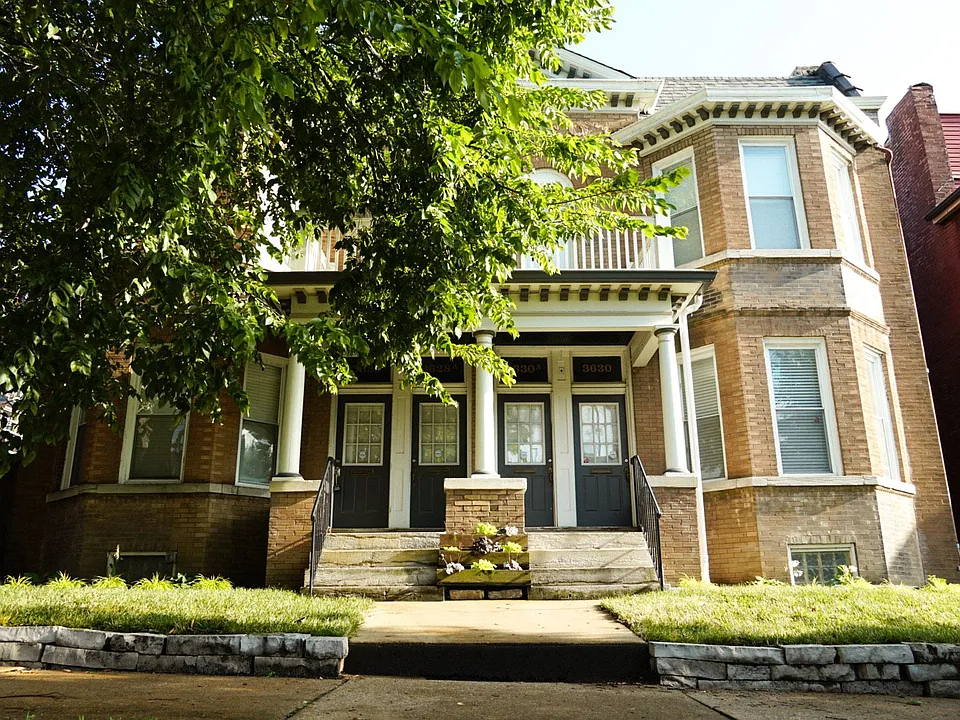 3628-30 Shaw