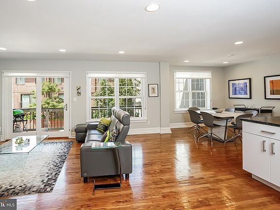 3rd image of 2213 Race St APT 219