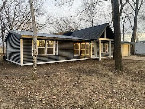 535 County Road 1600 N #30 — Photo 1