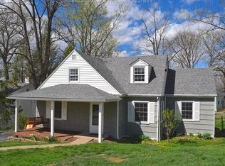 3 Druid Pl, Charleston, WV 25314