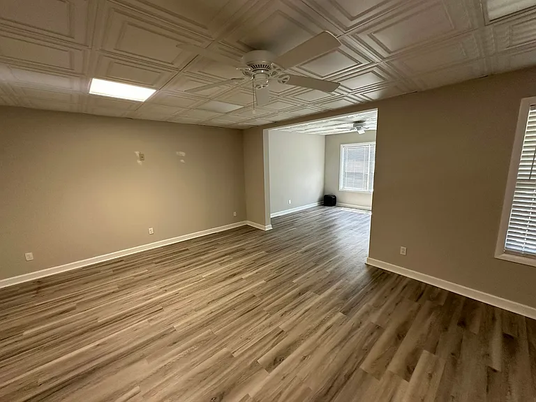 Main 2 rooms for rent
