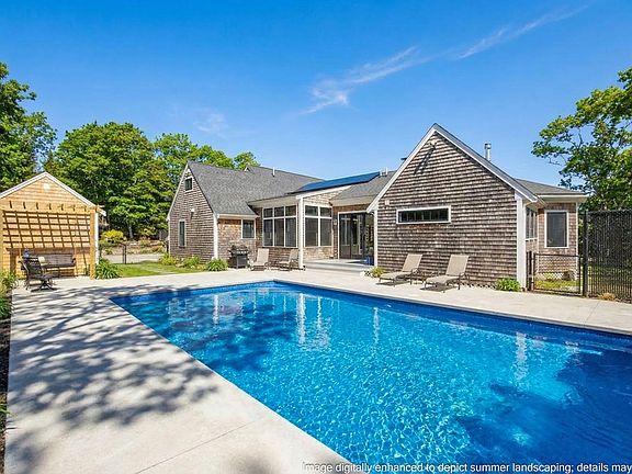 2nd image of 25 Manor Drive
