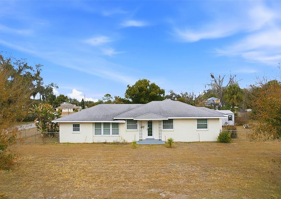 1st image of 404 W Whidden St