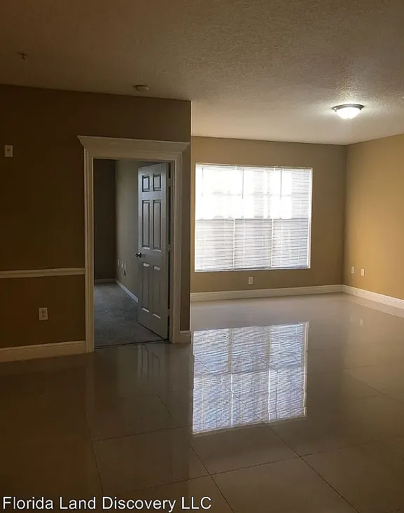 3 bed, 1362 sqft, $1,750 — Photo 3
