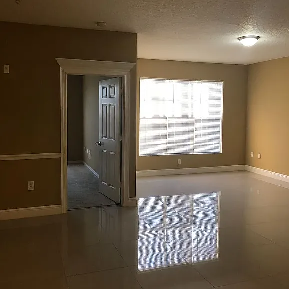 5524 Metrowest Blvd #203 — Photo 3