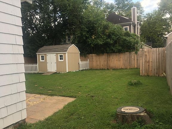 5th image of 1523 Morris Ave #1