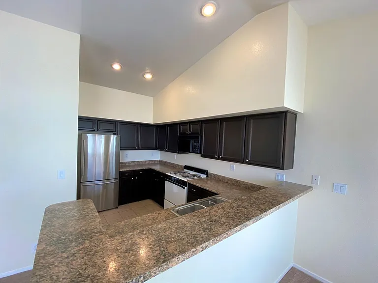 7211 Indian Creek Ln #203 — Photo 6