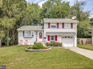 2043 S Winthrop Ave, Clementon, NJ 08021