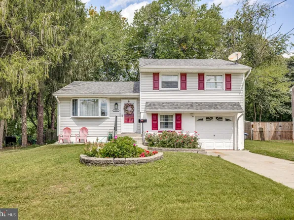 2043 S Winthrop Ave, Clementon, NJ 08021