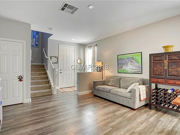 3rd image of 11617 Aruba Beach Ave