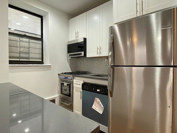 5th image of 315 W 113th St #2B